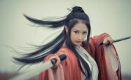 LOL赛事-蓝色狂想曲，2026世界杯F组冷门之夜，伊拉克防守反击击碎乌拉圭，莱万上演致命一击