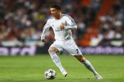 英雄联盟总决赛2025-寂静中的惊雷，世界排名争夺战之夜，那沉默火山骤然喷发