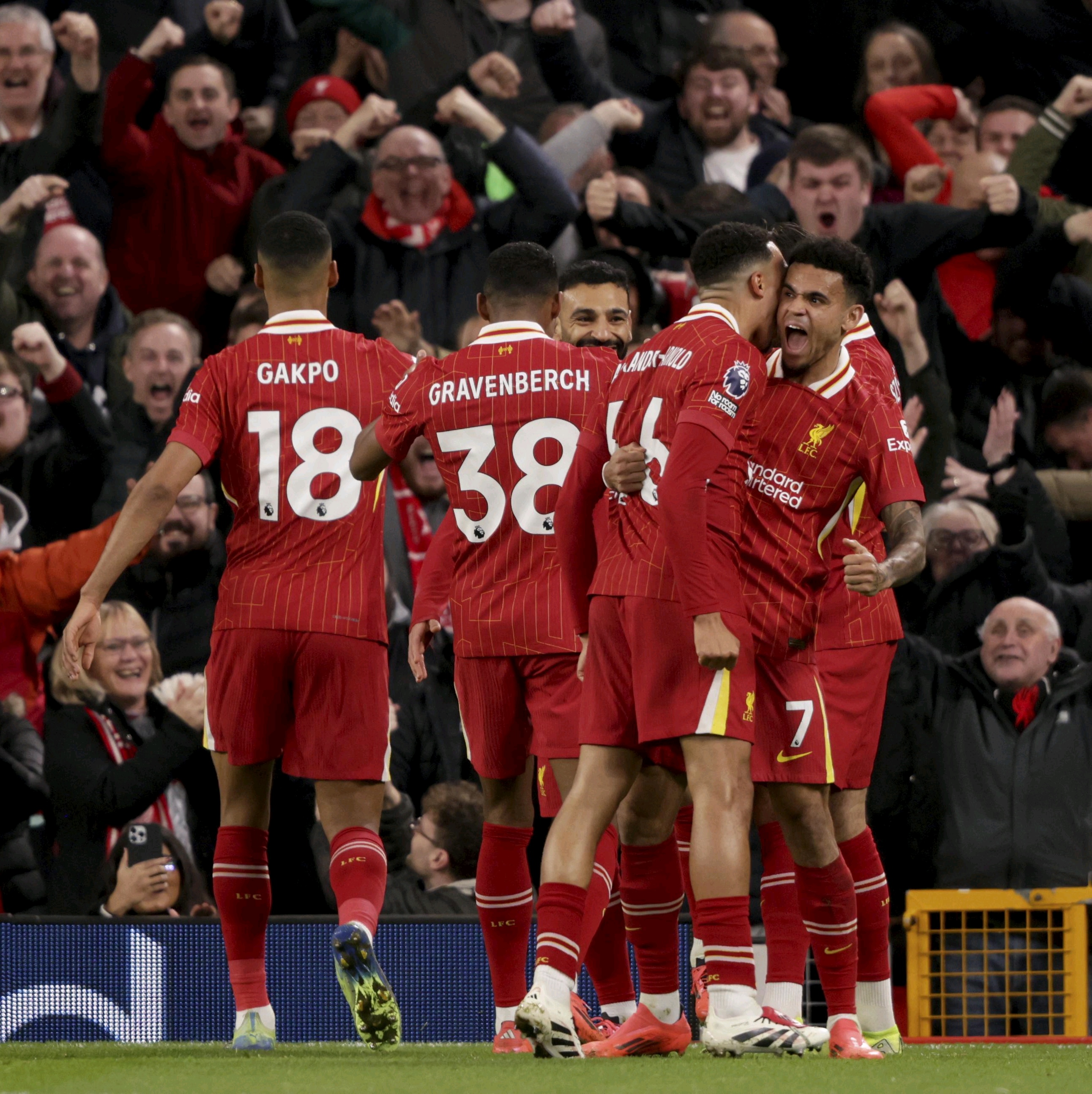 利物浦队在客场大败,落后对手积分 利物浦队在客场大败,落后对手积分