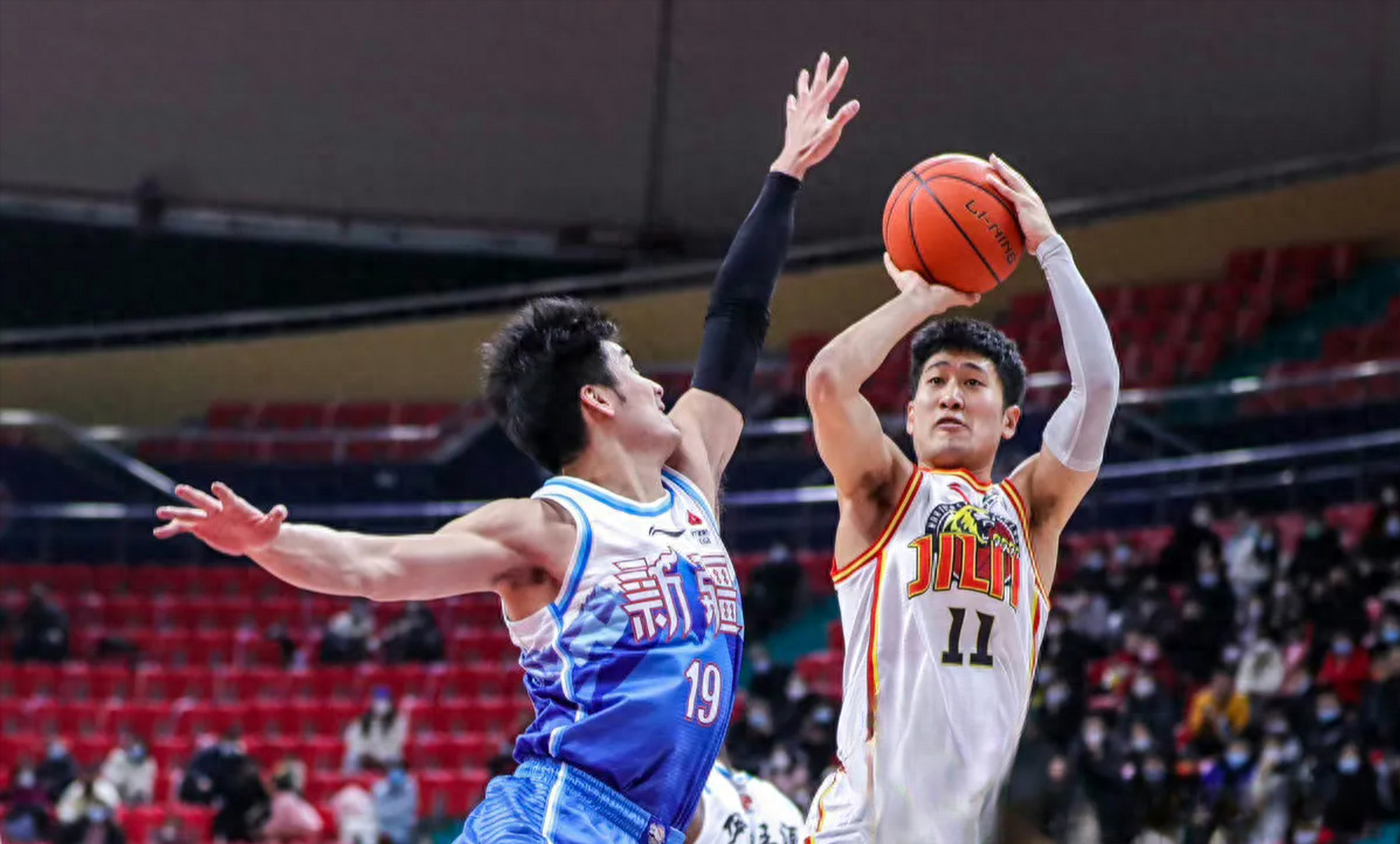辽宁男篮客场力克吉林,保持不败 辽宁男篮客场力克吉林,保持不败