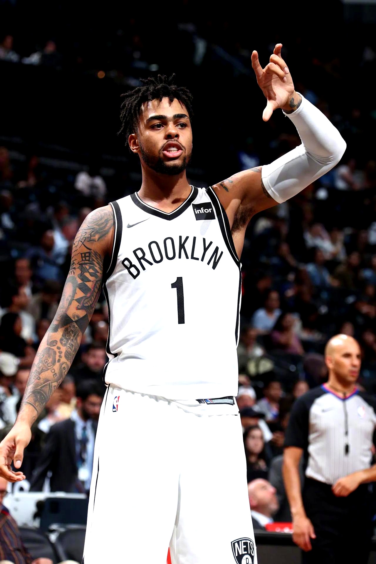 篮网队内线优势明显取得连胜