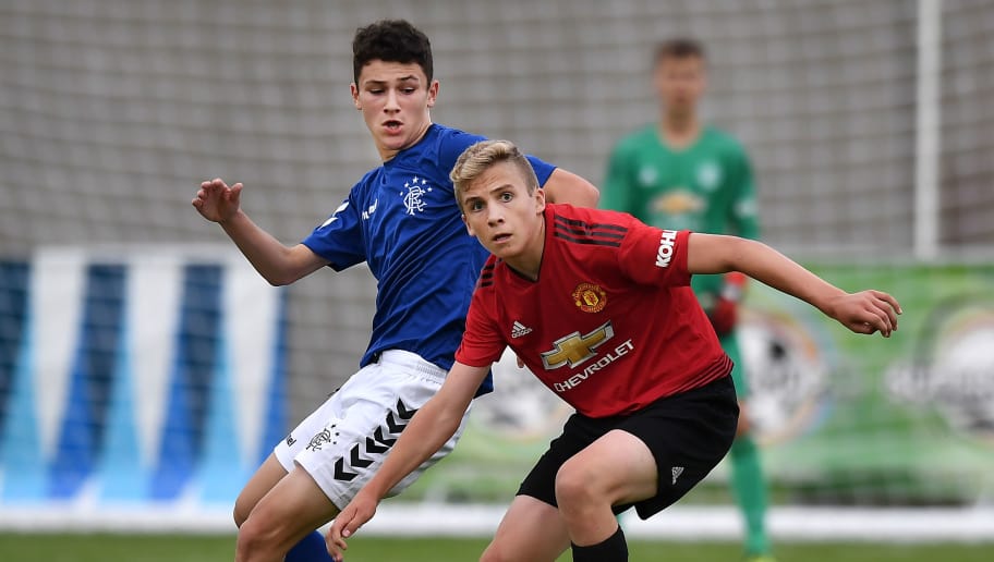 俄罗斯足球冠军杯比赛结束,新冠军笑傲赛场 俄罗斯足球冠军杯比赛结束,新冠军笑傲赛场