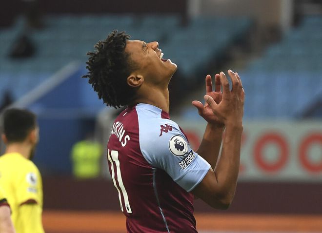 富艾尔伍德客场失利,卫冕冠军之路曲折的简单介绍 富艾尔伍德客场失利,卫冕冠军之路曲折的简单介绍