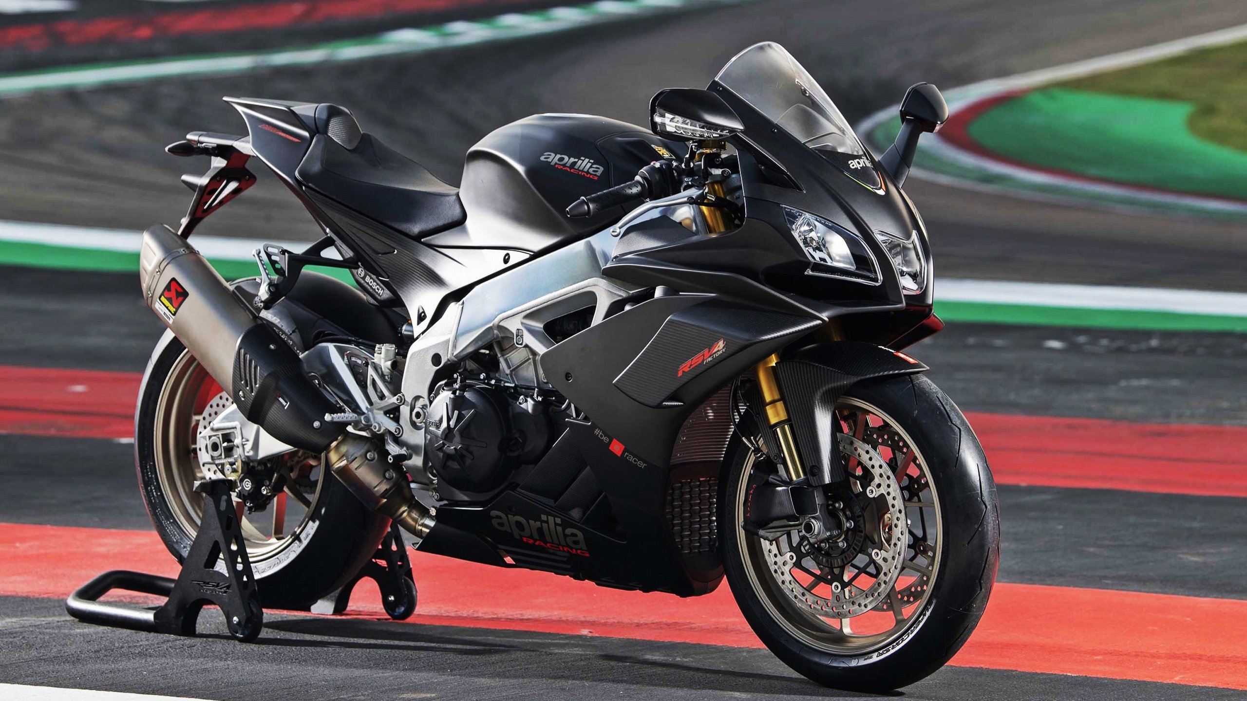 非洲雄狮的怒吼，戈麦斯生涯之夜征服维苏威火山