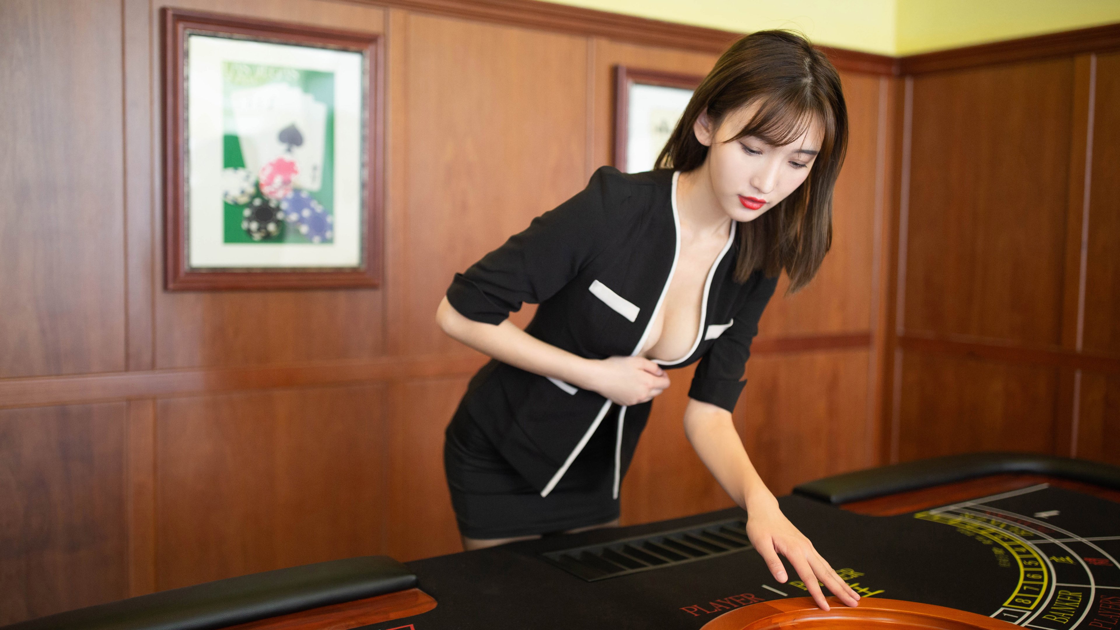 奥运周期前的死亡缠绕之夜，乔治如何用防守冻结对手