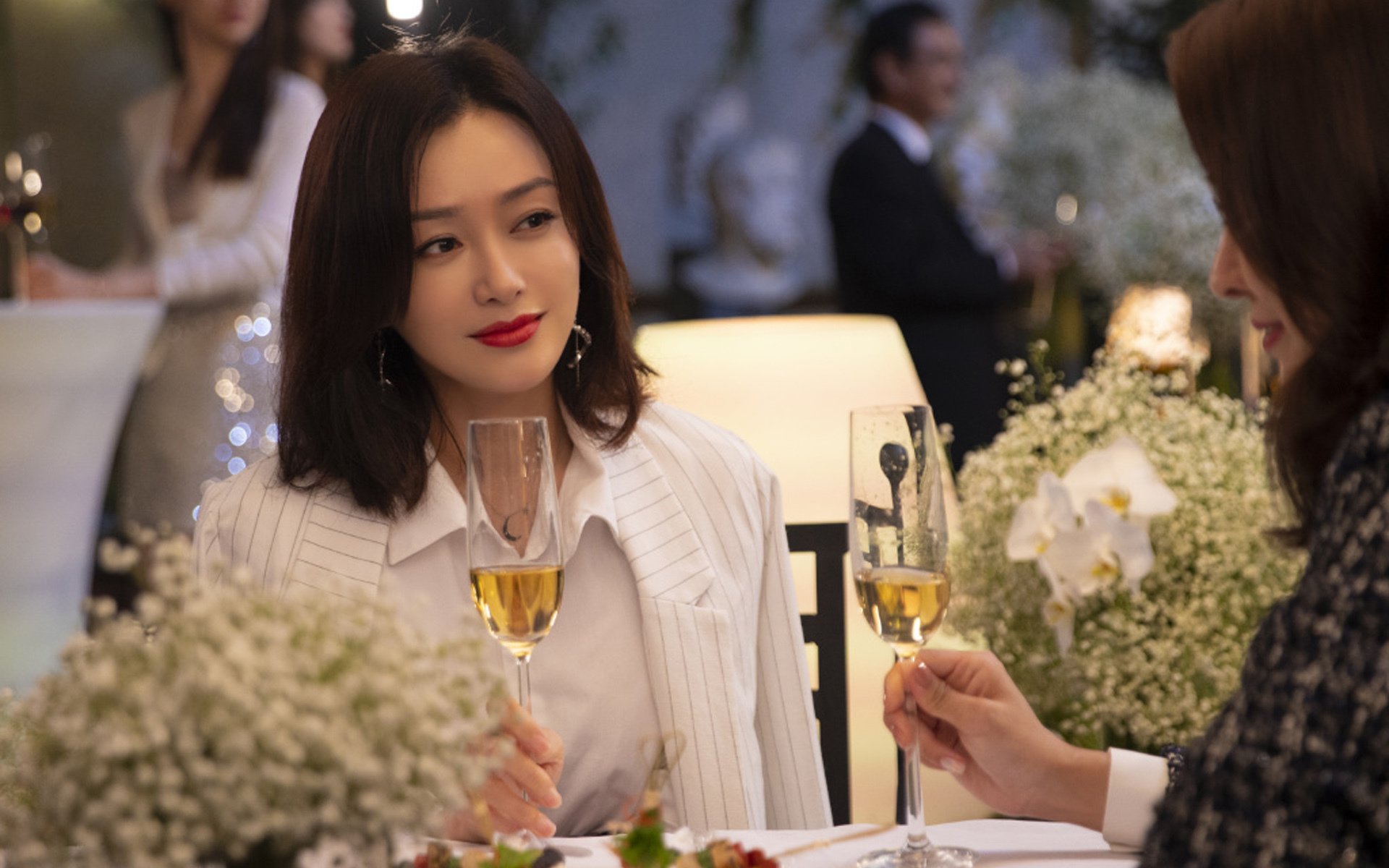火与血的征服,巴雷拉引领智利风暴,F组霸权在玫瑰碗碾压美国